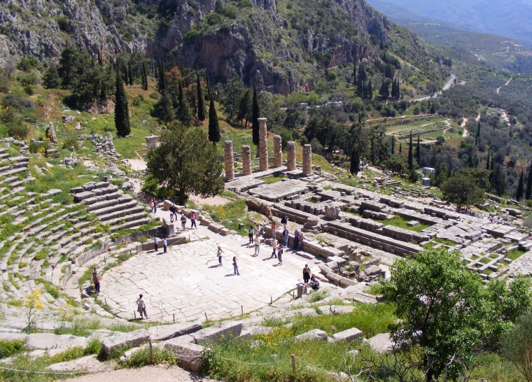 At Delphi's theater, singer-songwriters from all over the Greek-speaking world would perform hymns in honor of Apollo, accompanied by a flute or lyre. 